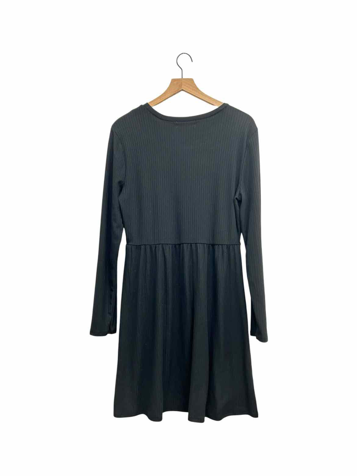 PLANET GOLD Black Child Size XL Dress – The Family Consignment Store