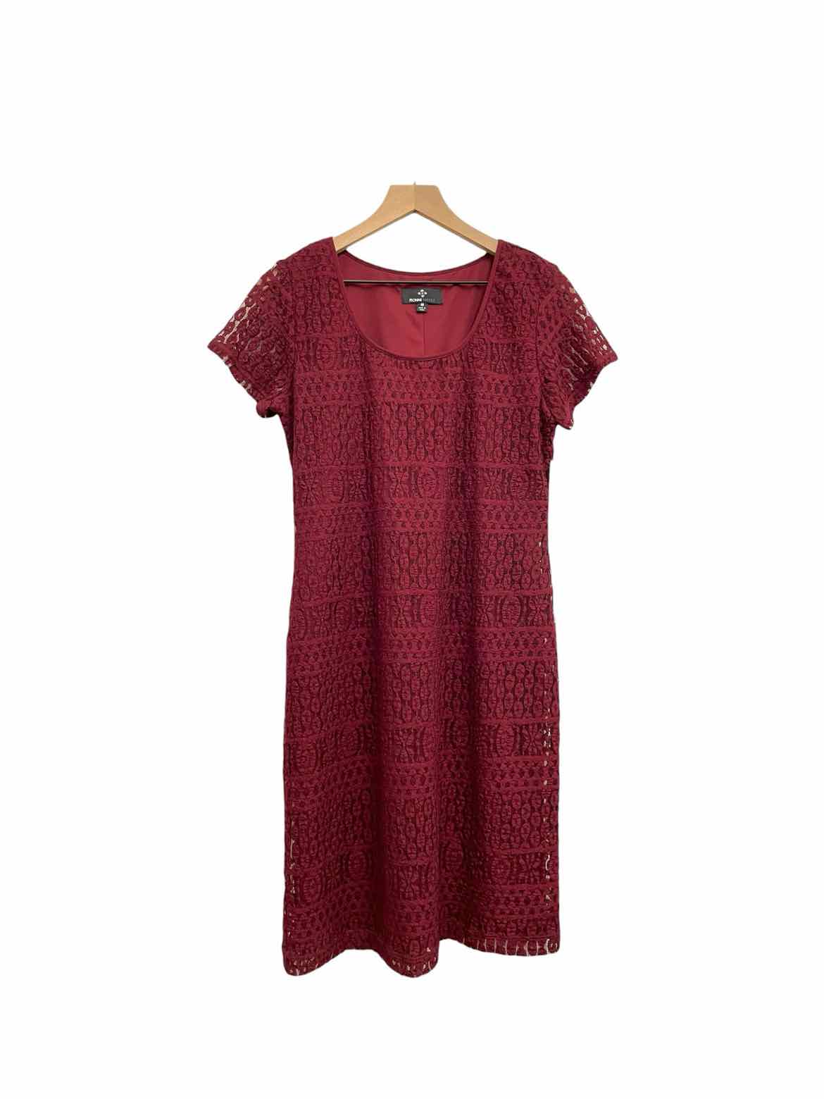 RONNI NICOLE Burgundy Lace Women Size 10 Dress – The Family Consignment Store